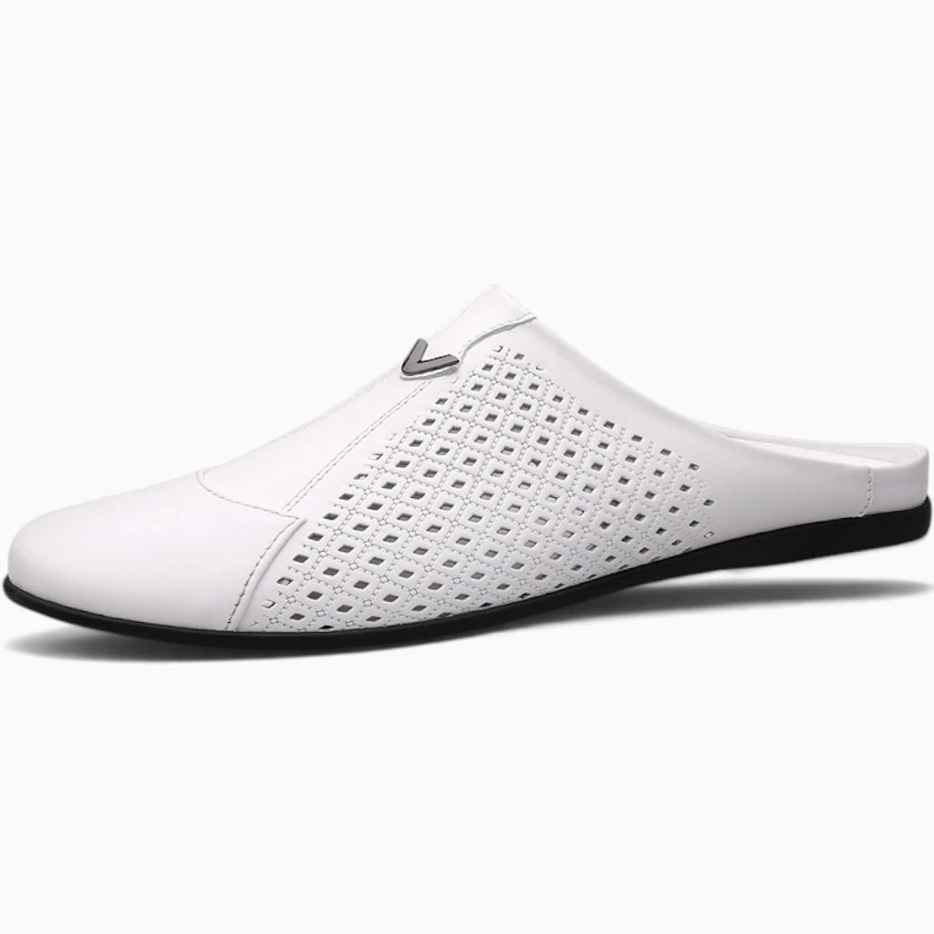 Mocassins chics homme blancs, élégance intemporelle en cuir premium