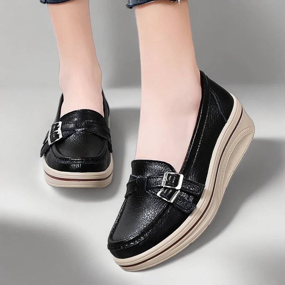 Mocassin montant femme adapté aux pieds larges avec coupe généreuse