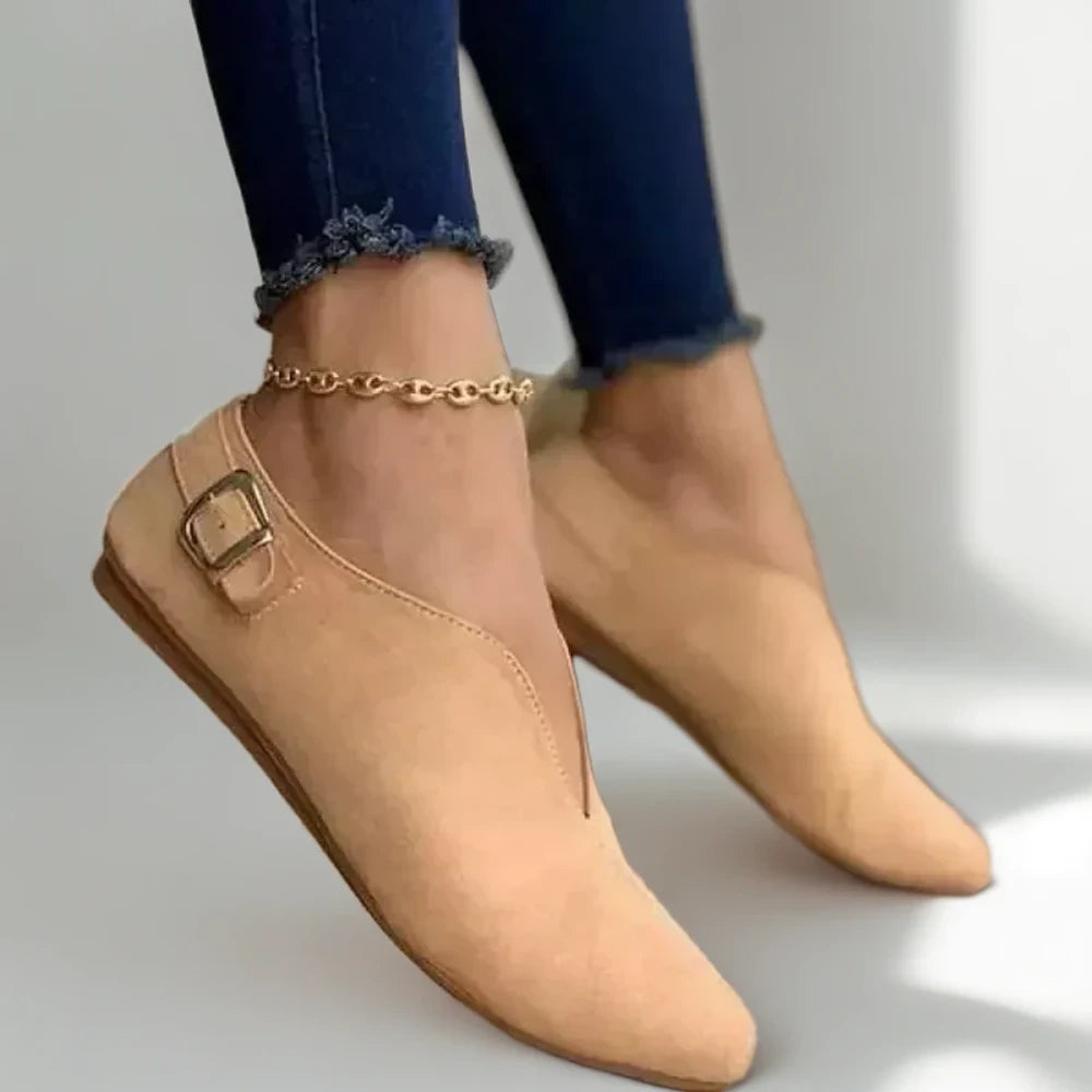 Mocassin multicolore femme porté au quotidien, style décontracté élégant