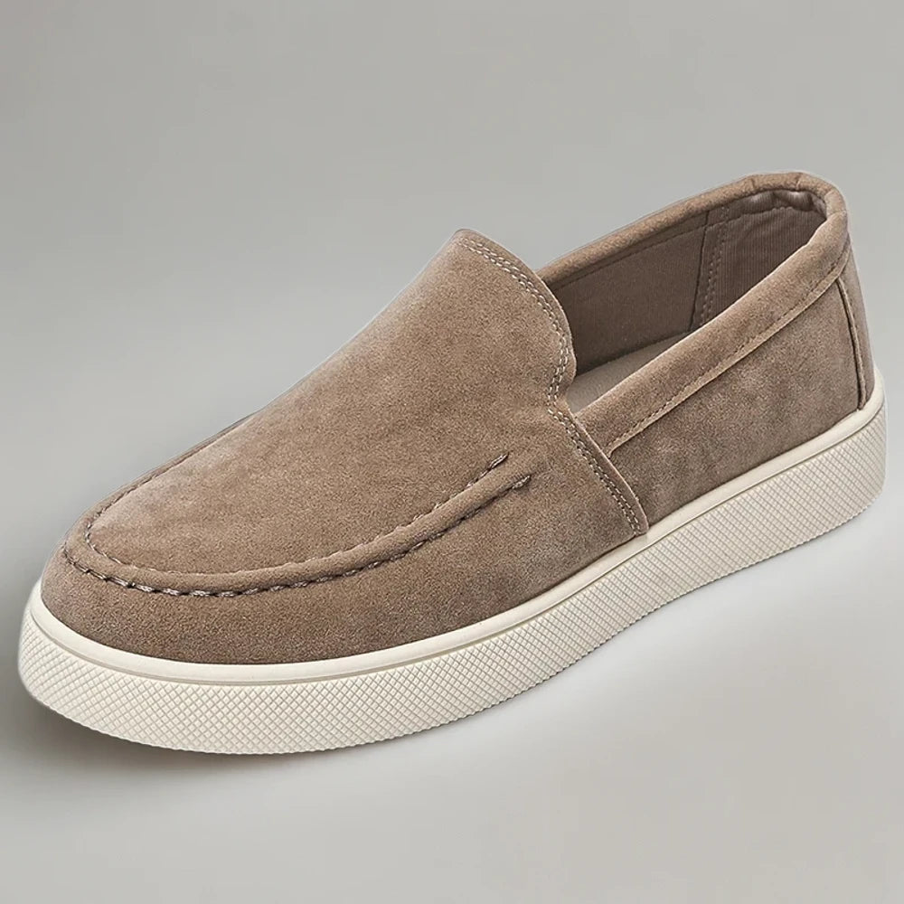 Chaussure mocassin pampille homme vue de profil