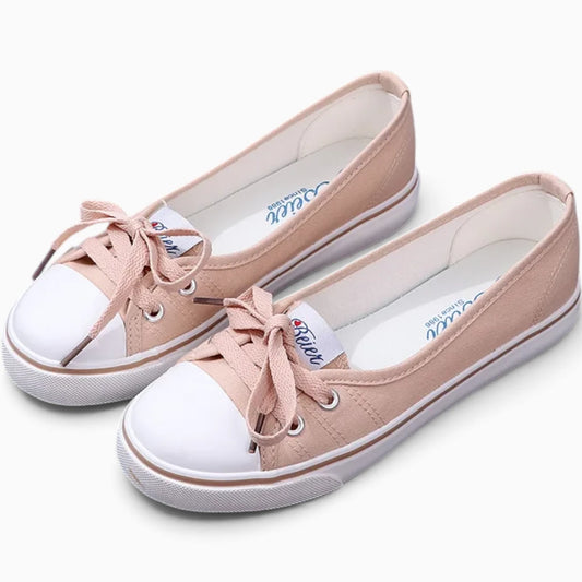 Mocassin penny femme en toile kaki, vue de face avec design sans lacets
