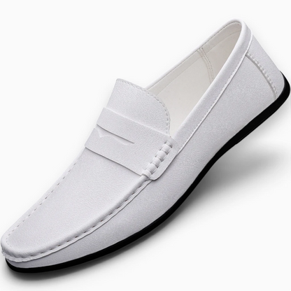 Mocassins penny blancs légers à enfiler pour la ville