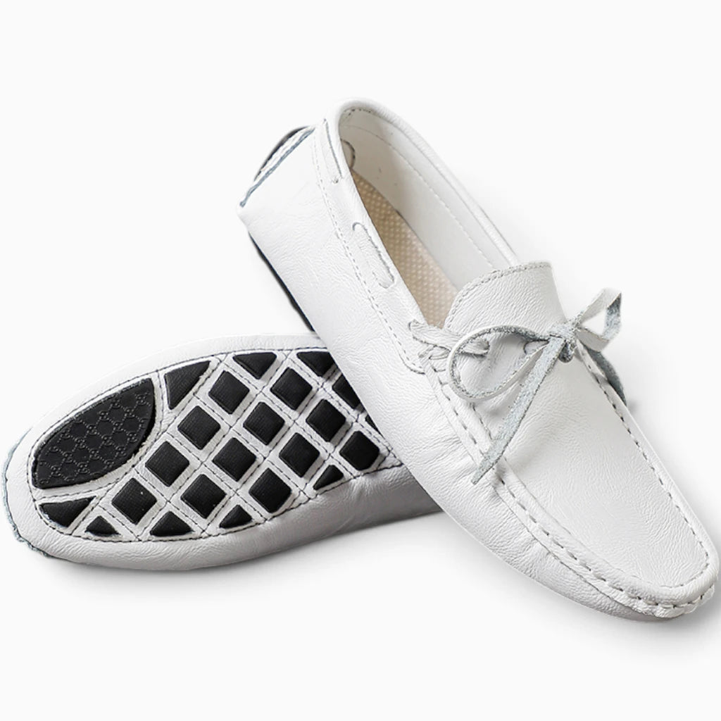 Mocassin penny loafer homme marron porté chaussure quotidienne confortable