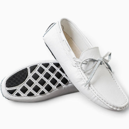 Mocassin penny loafer homme marron porté chaussure quotidienne confortable