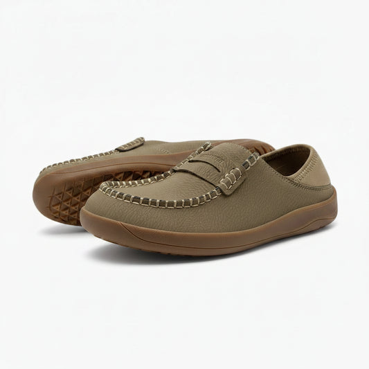 Mocassin pied large femme marron chocolat vue de dessus montrant l'ouverture généreuse