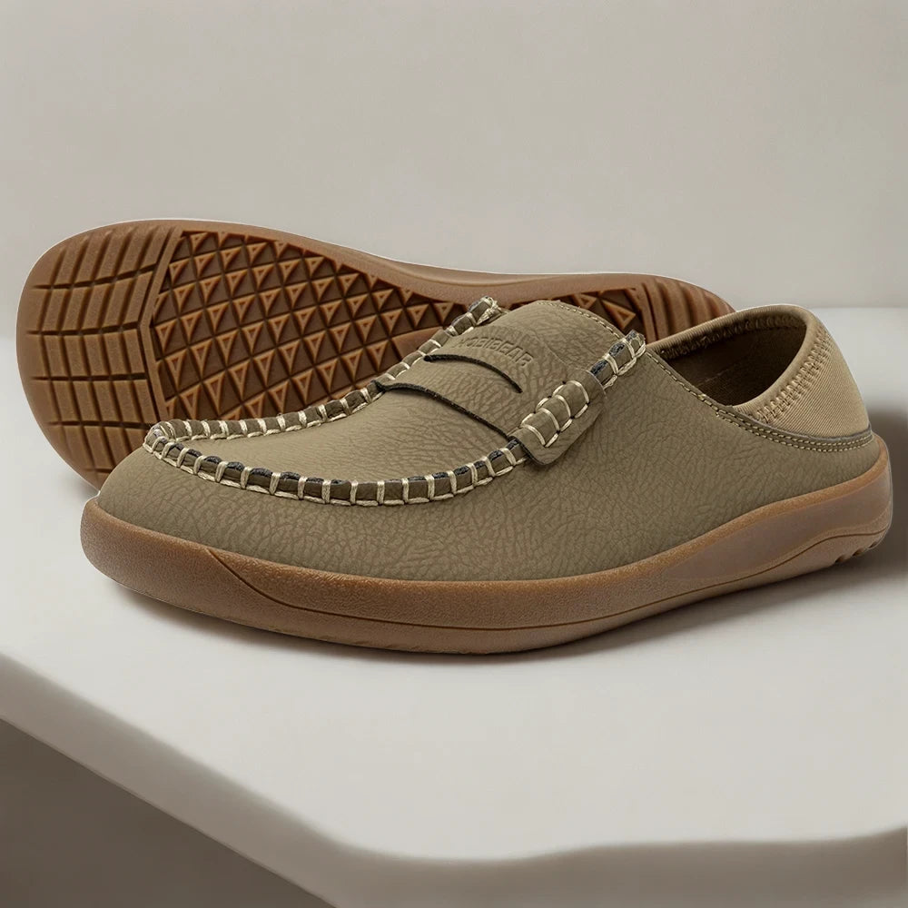 Mocassins femme pour pieds larges en noir avec semelle confortable légère