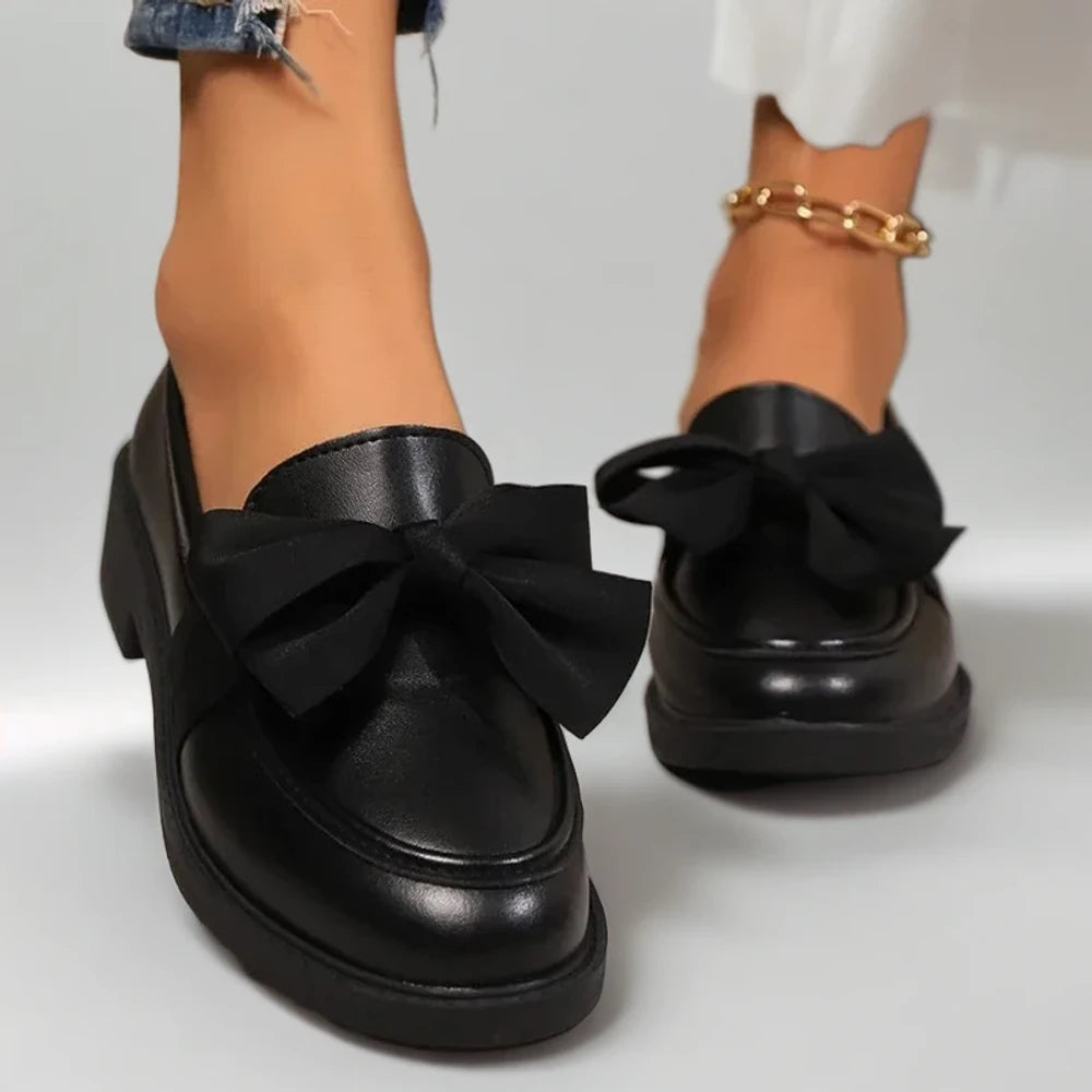 Mocassin plissé femme noir confortable sans lacet semelle légère