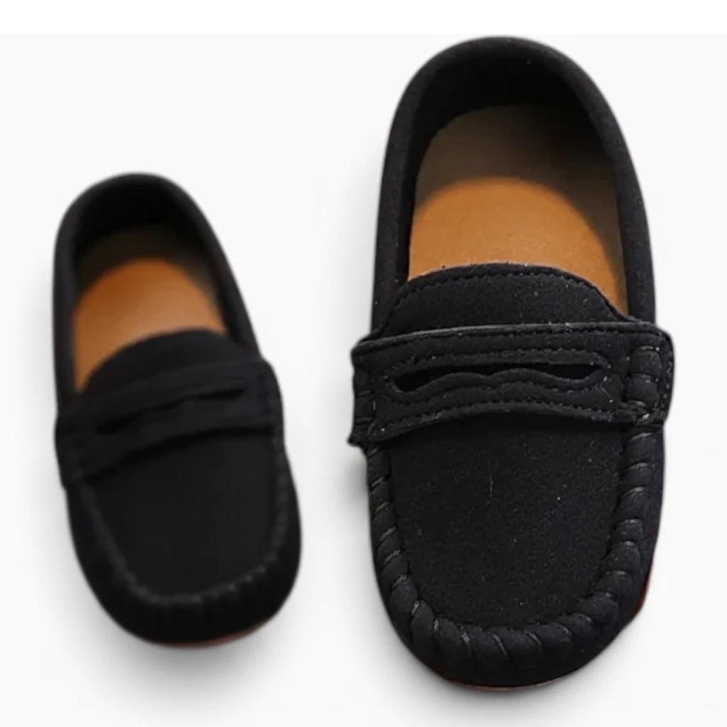 Mocassin bateau marron pour enfant, style rétro classique intemporel