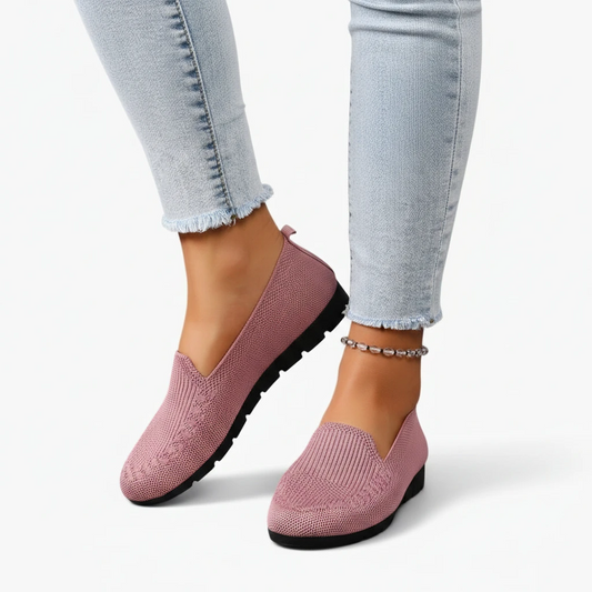Mocassin rose mauve porté au pied, confort quotidien femme