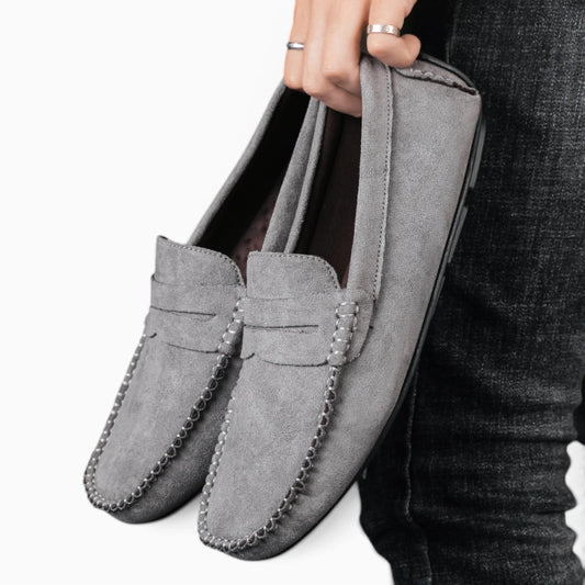 Mocassins rouges homme vue de dessus montrant la silhouette élégante