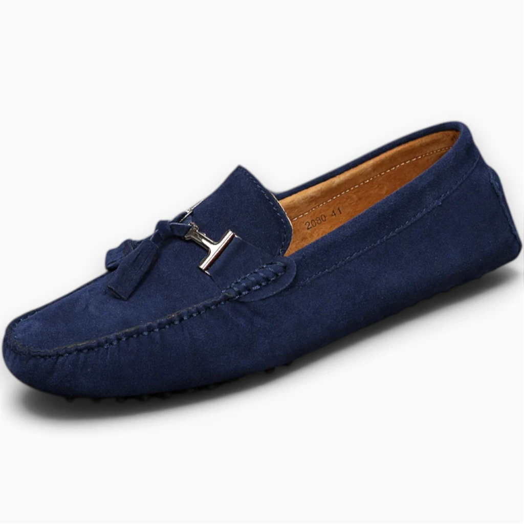 Sabot mocassin vert anis avec silhouette souple épousant le pied