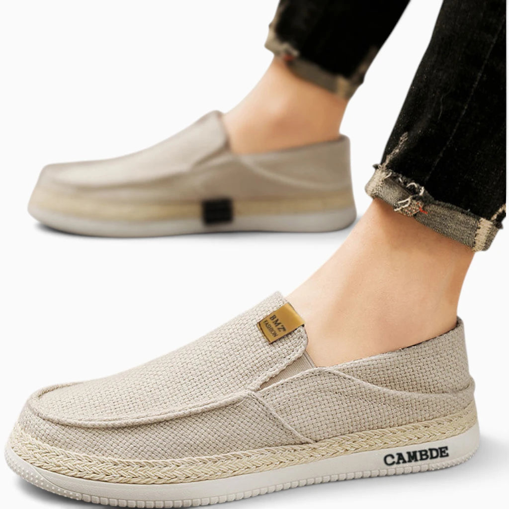 Chaussure mocassin semelle commando style casual, matière lin aérée et soignée