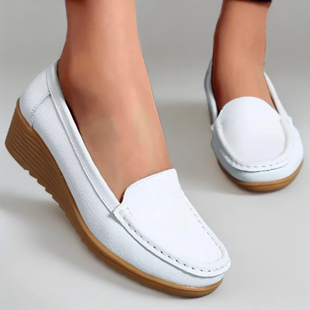 Mocassin semelle crantée femme jaune pour tenue casual