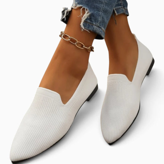 Mocassin souple femme en maille tricot épousant le pied avec confort quotidien