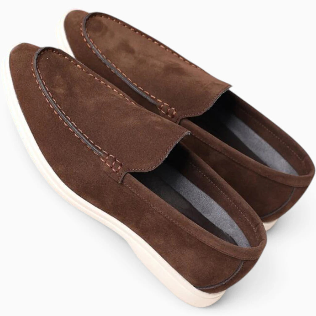 Mocassin noir confortable pour la marche quotidienne et la conduite automobile