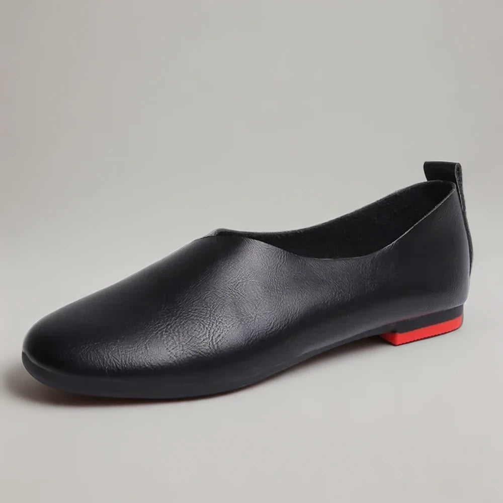 Vue de dessus du mocassin sport femme montrant l'ouverture large pour pied spacieux