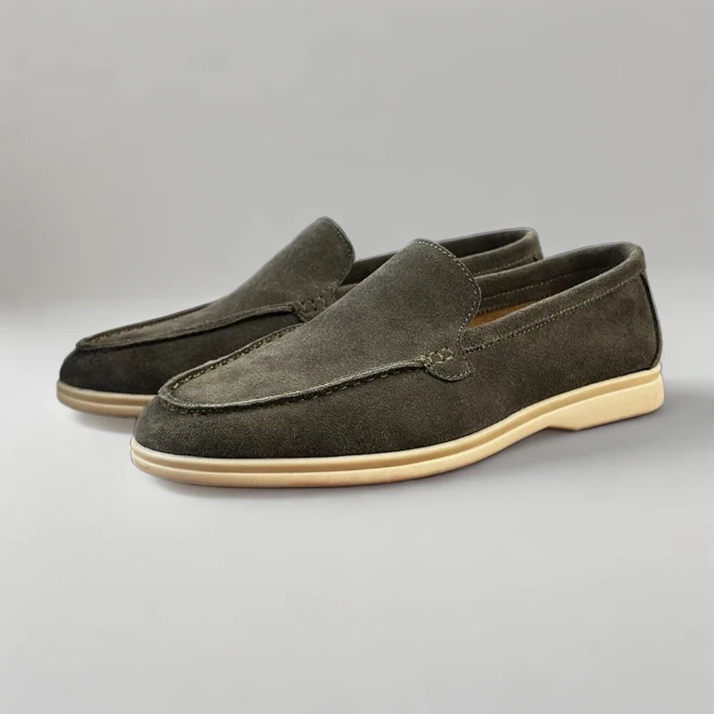 Détail de la construction du mocassin suède homme britannique