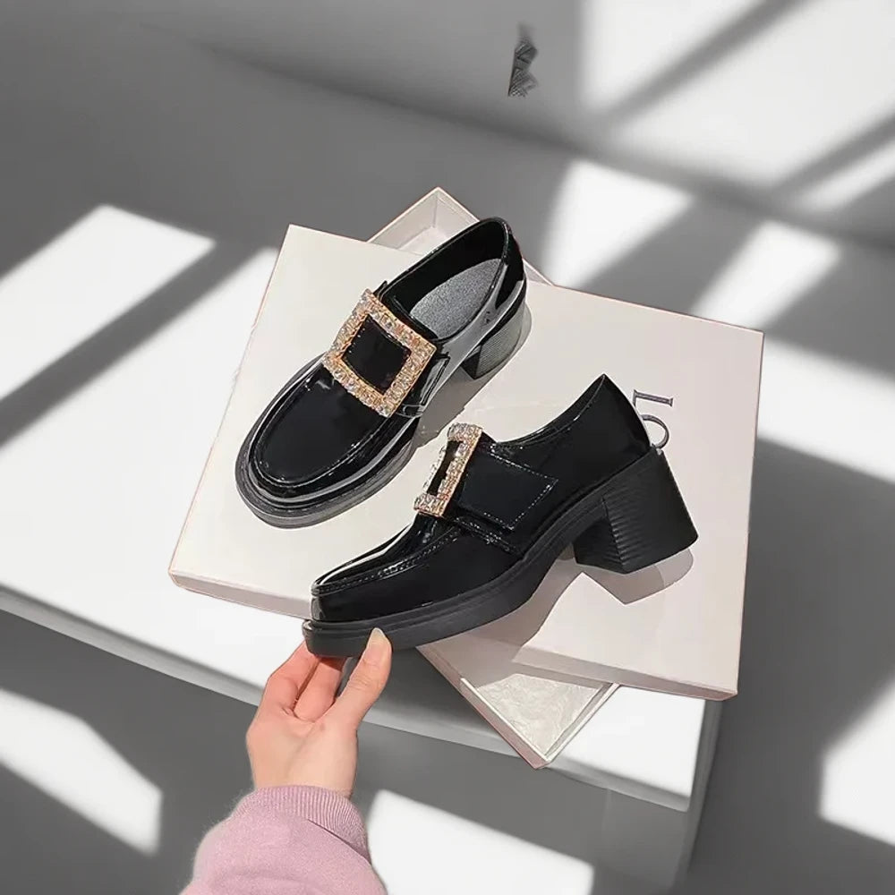 Mocassins taupe femme vue de dessus montrant la construction structurée