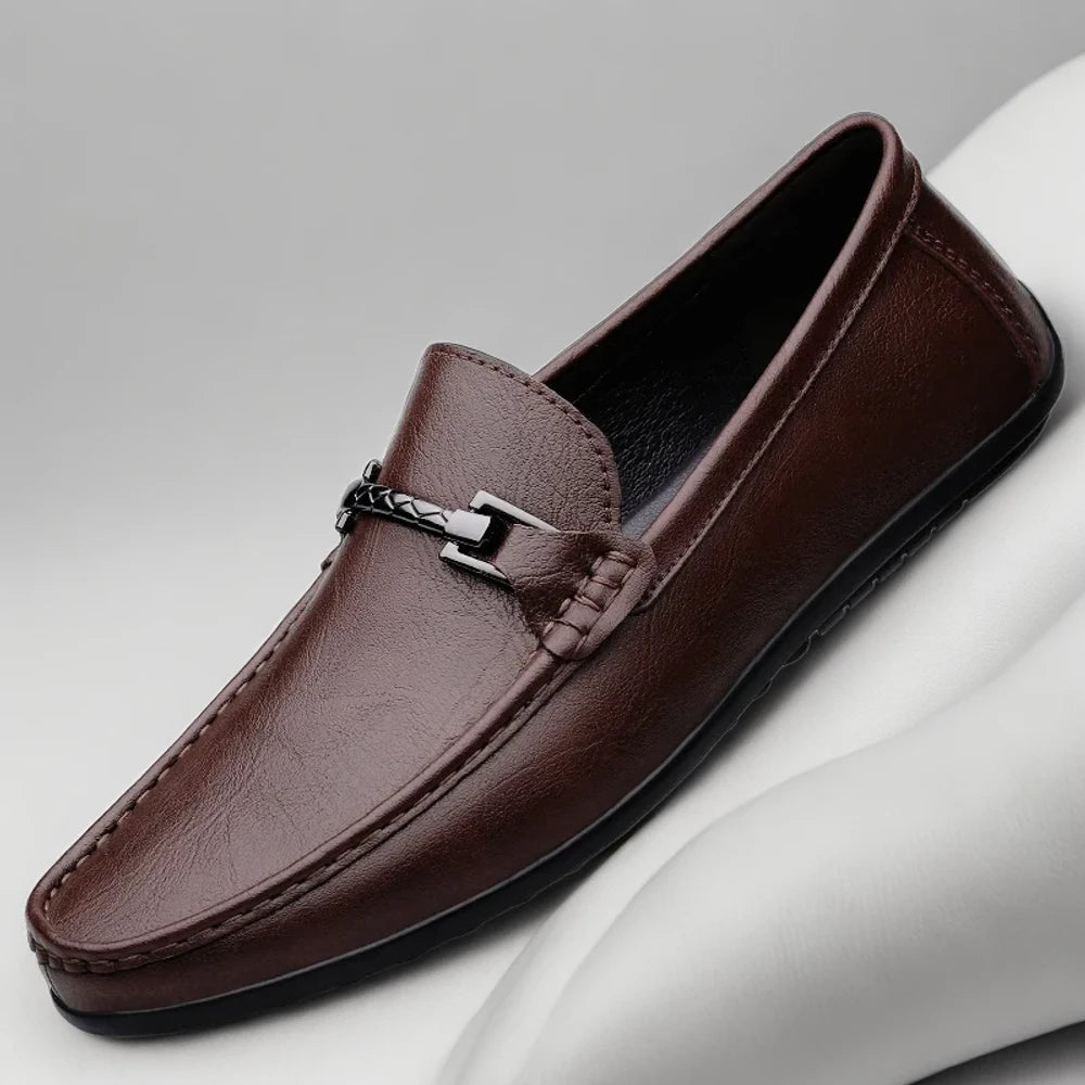 Mocassin homme taupe sans lacet, confort et praticité