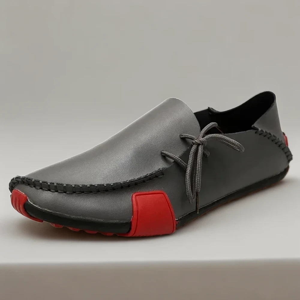 Détail de la construction d'un tendance mocassin confortable sans lacet