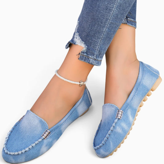 Mocassin tressé femme bleu marine avec semelle souple et confortable