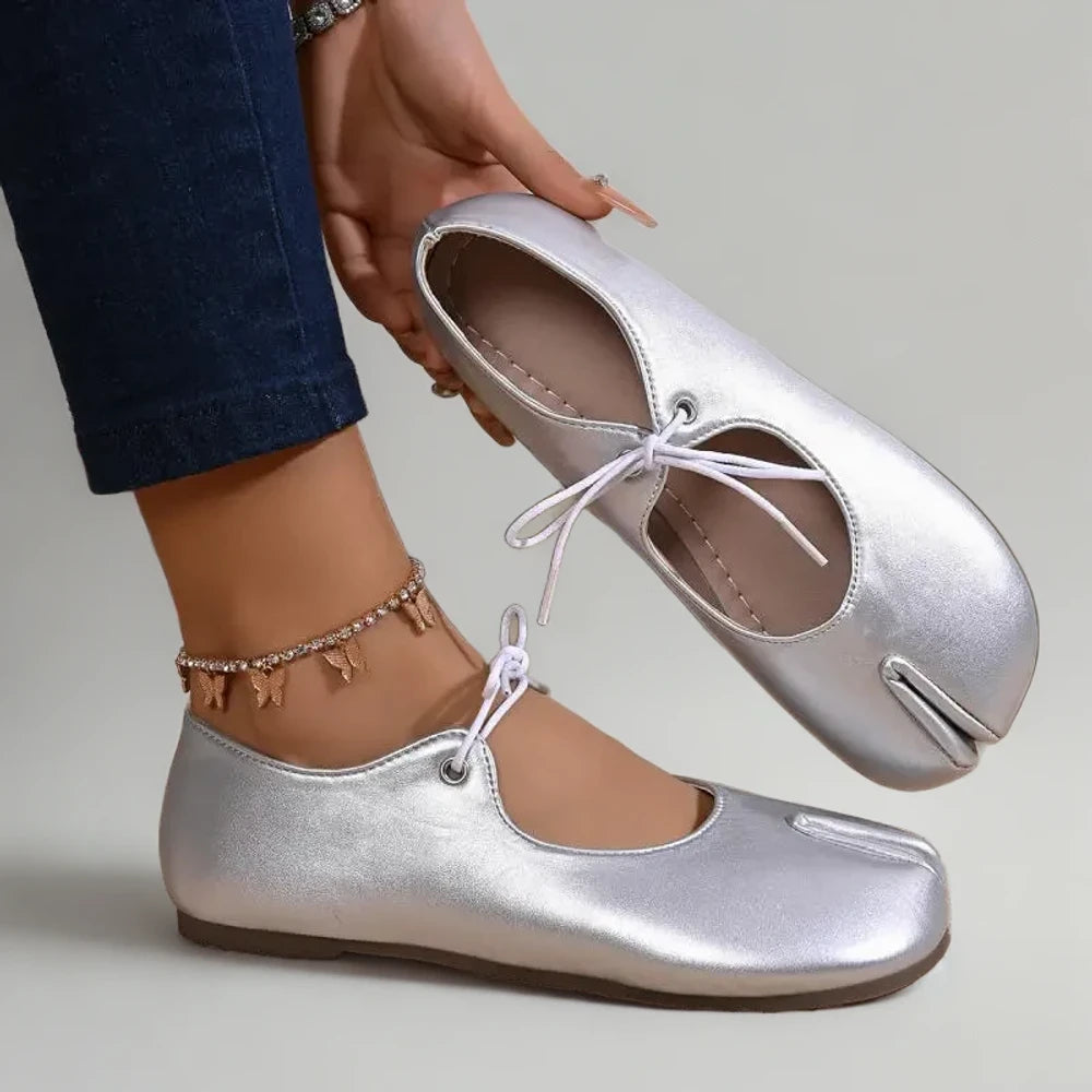 Mocassin picot femme porté au quotidien avec un pantalon casual