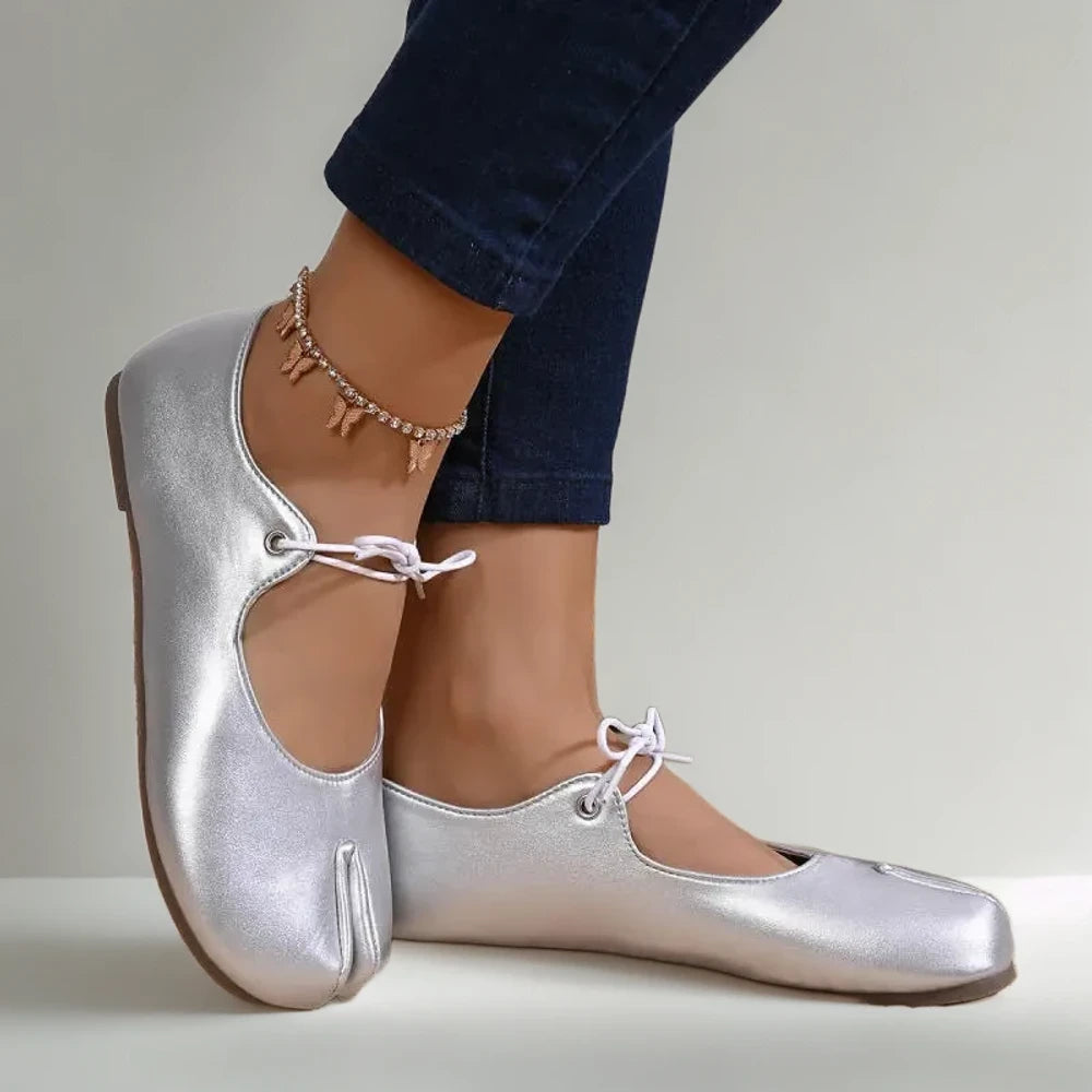 Détail des picots sur mocassin femme picots de couleur noir