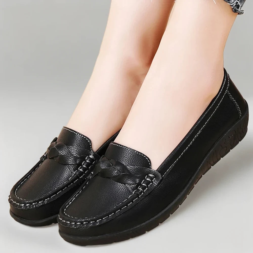 Mocassins chunky femme noirs sans lacet, vue de profil