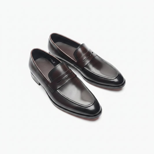 Mocassins décontractés homme en cuir noir avec ligne penny classique