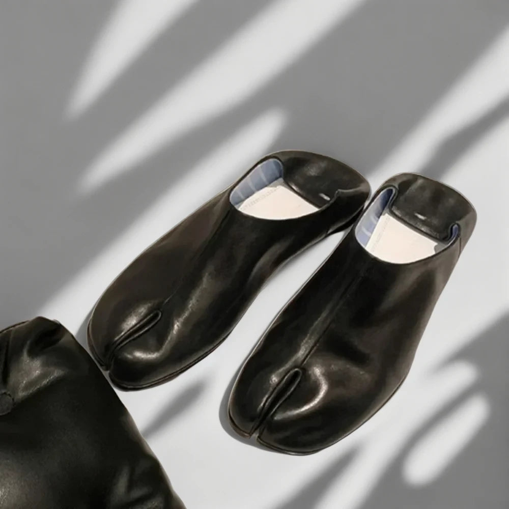 Mocassins pointus femme noirs élégants style intemporel
