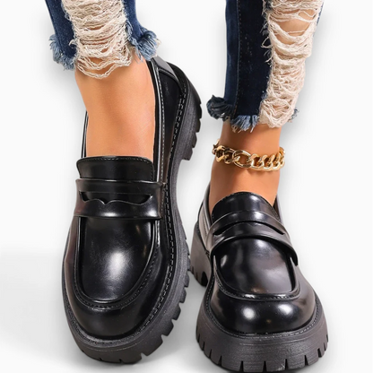Mocassins pointus femme en coloris marron, confort toute journée garantie
