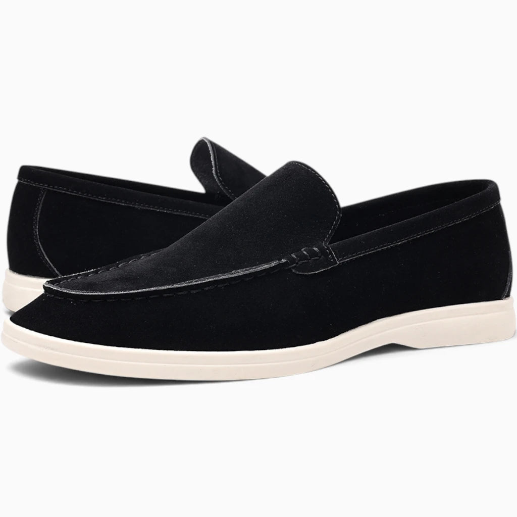 Détail du galbe et de la finition du mocassin homme haut de gamme