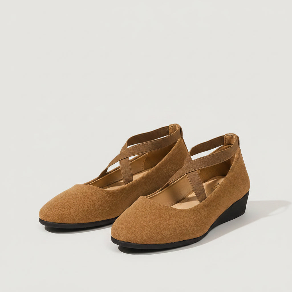 Mocassins plats femme avec lanières croisées style rétro en marron