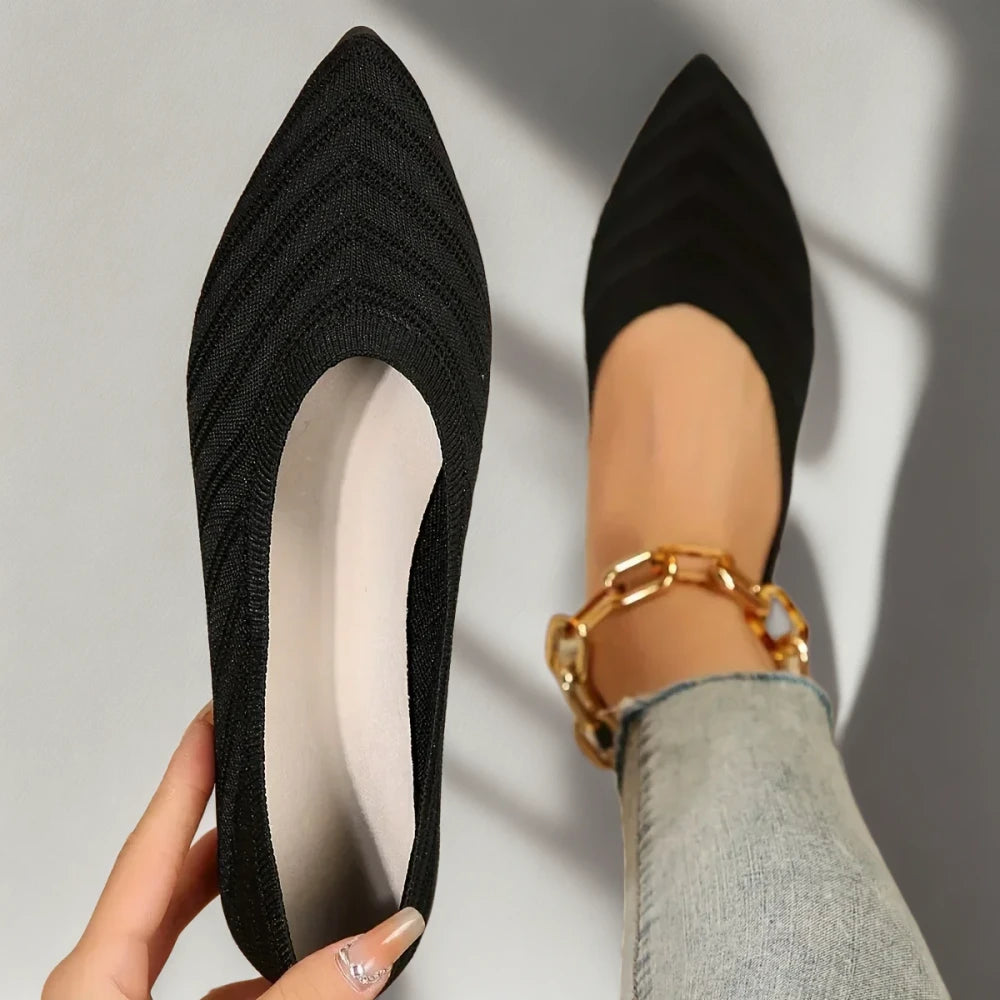 Mocassins rouge femme en maille souple épousant parfaitement le pied