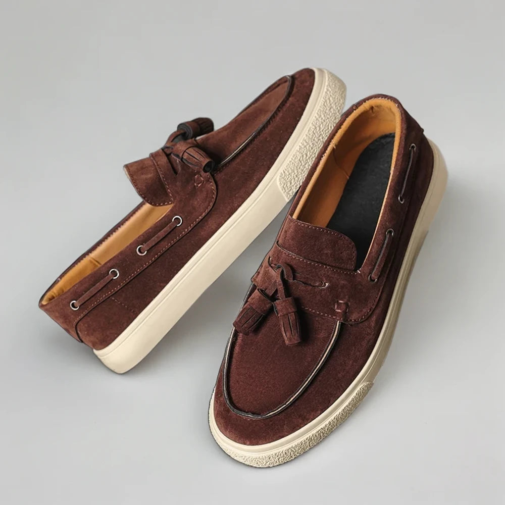Mocassins semelles épaisses portés avec un jean, style casual et confortable