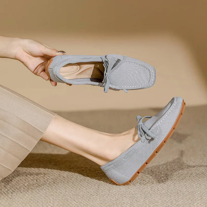Mocassin femme sans talons, coloris Bleu givré nœud